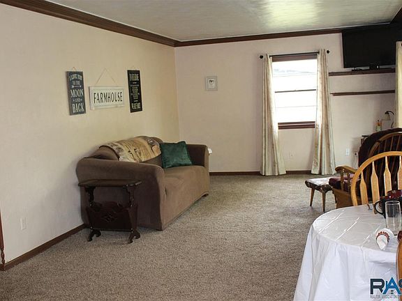 3rd image of 917 N. Lincoln Ave.