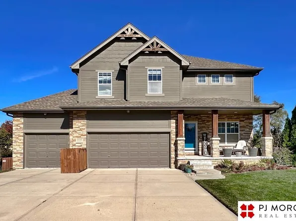 9026 Granville Pkwy, La Vista, NE 68128