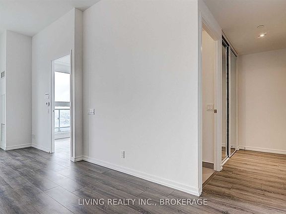5th image of 1000 Portage Pkwy #1801
