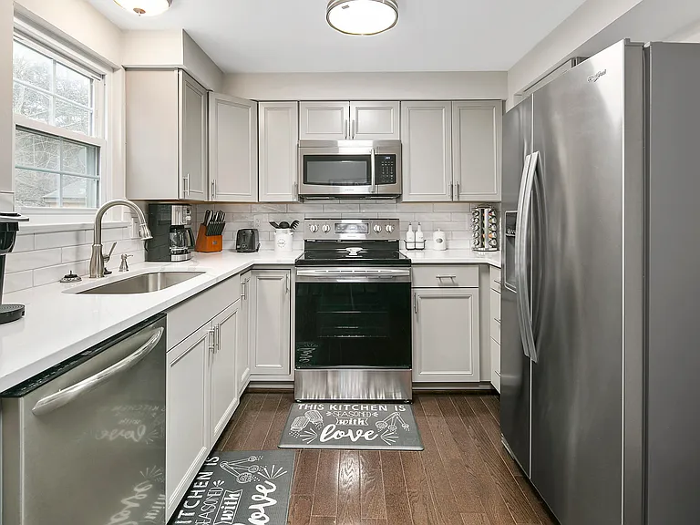19 Palmer Ct — Photo 11