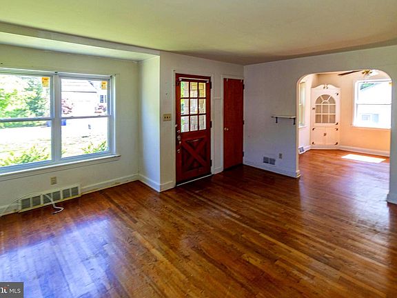 2nd image of 11 Mount Laurel Rd