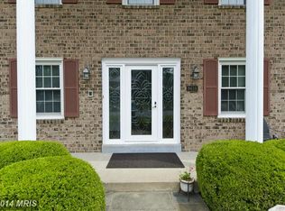 9638 Ironmaster Dr, Burke, VA 22015