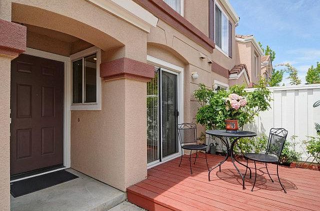 1st image of 106 Ballatore Ct