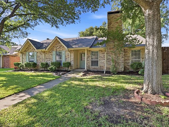 3rd image of 250 Creekside Ln
