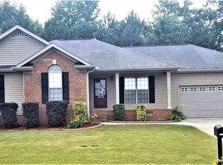 3073 Lakeview Cir, Southside, AL 35907