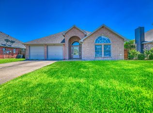 8001 Spinnaker Cv, Rowlett, TX 75089