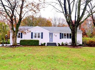 484 Alpom Dr, Orange, CT 06477