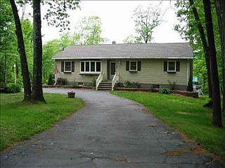5th image of 46 Glenerie Ln