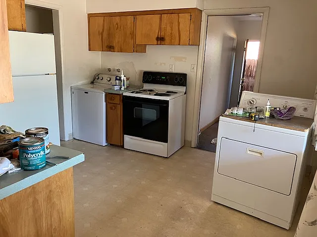 washer dryer in kitchen