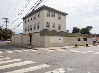 567 Charles St, Providence, RI 02904