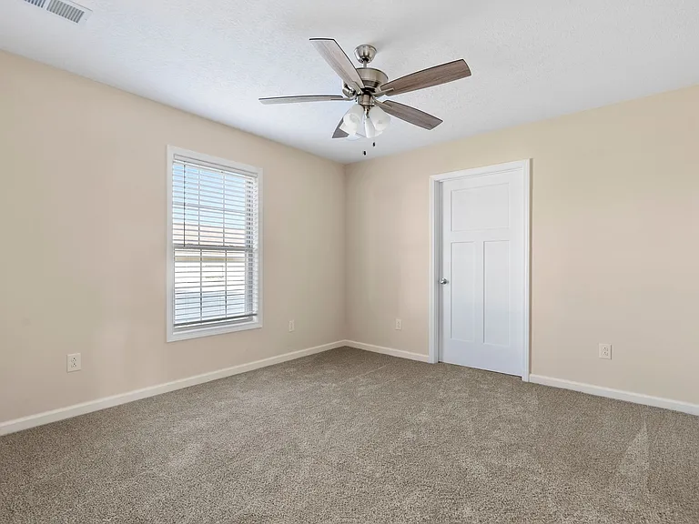 1024 Oak Hill Rd #F — Photo 22