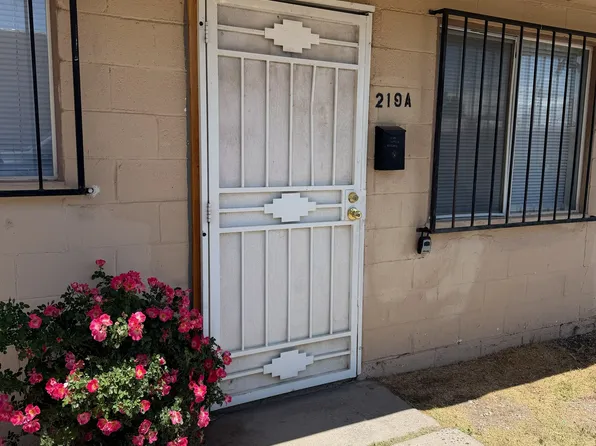219 Vermont St NE APT A, Albuquerque, NM 87108