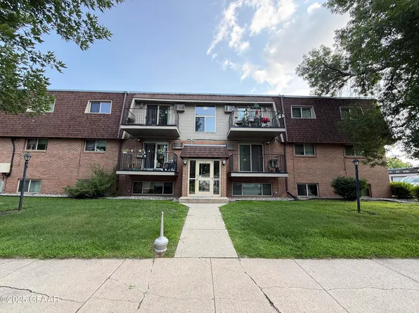 1711 21st Ave S APT 106, Grand Forks, ND 58201
