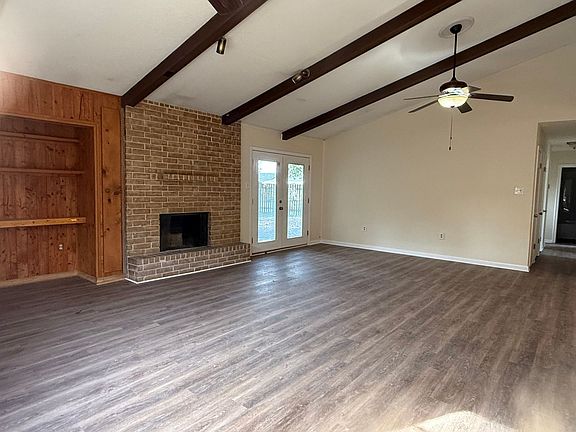 2nd image of 101 Marin Cir