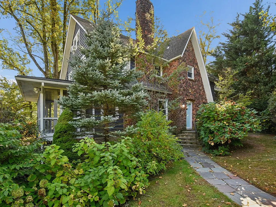 80 Claremont Ave