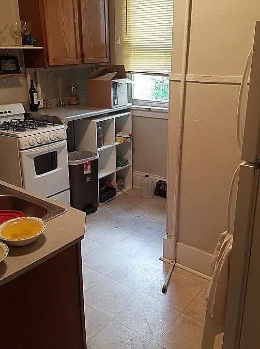 1st image of 3044 Colfax Ave S