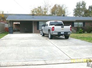 221 Universe St, Morgan City, LA 70380