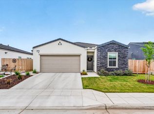 7118 W Willis Ave, Fresno, CA 93723
