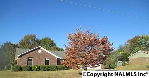 1st image of 105 Scarborough Cir
