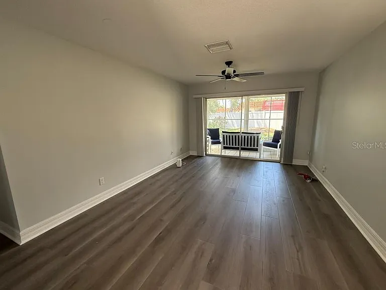 2821 Swifton Dr #10 — Photo 4