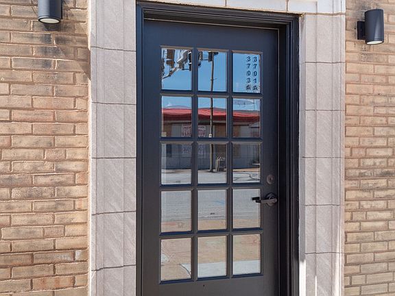 3rd image of 3701-05 S Kingshighway Blvd #3703A