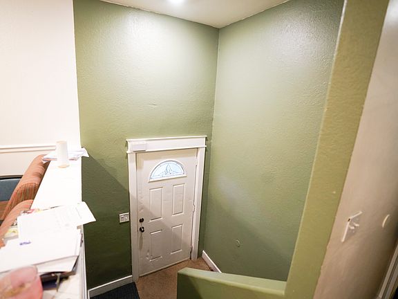 5th image of 245 Welch Rd