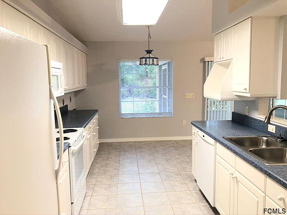4th image of 24 Ethan Allen Dr