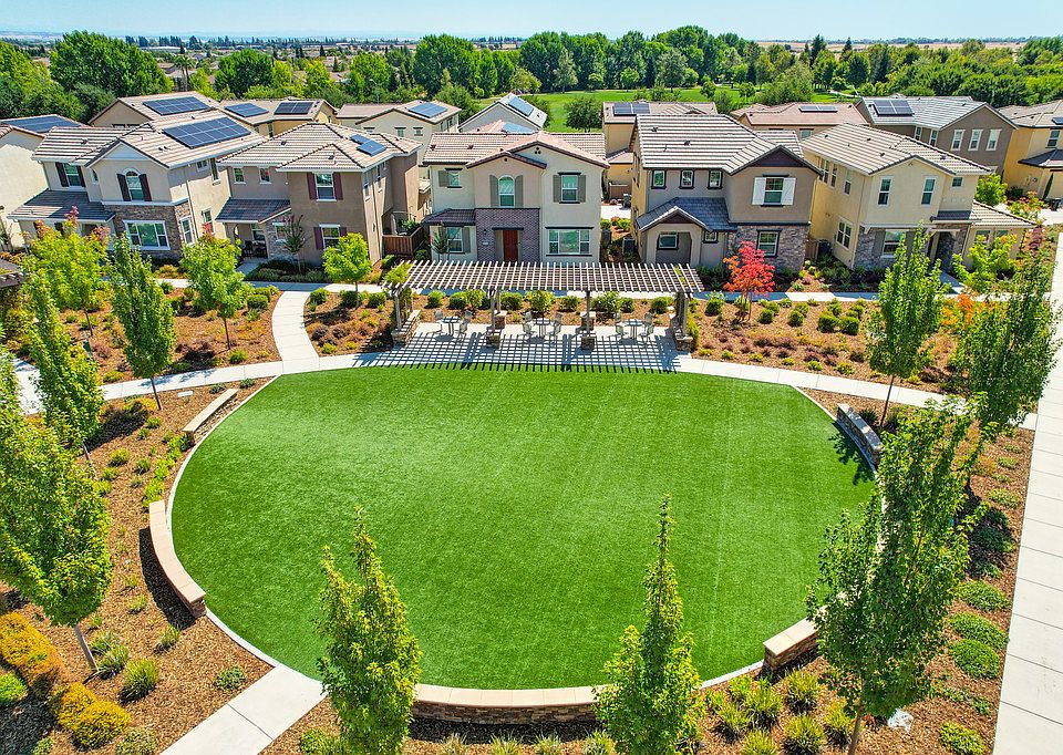1st image of 10789 Portico Cir
