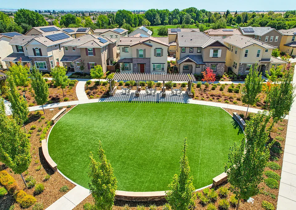 10789 Portico Cir