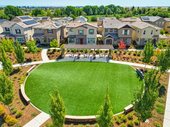 10789 Portico Cir, Rancho Cordova, CA 95670