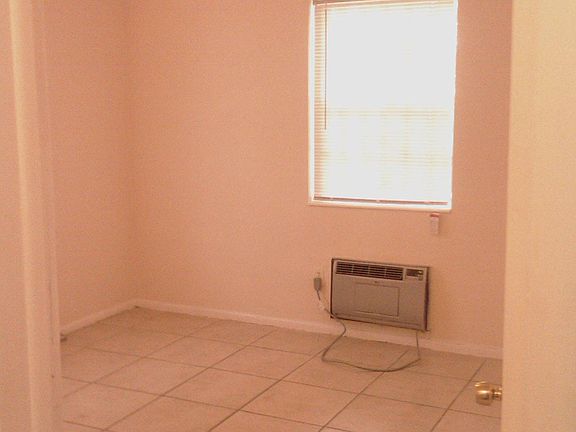 5th image of 9395 NW 30th Ct