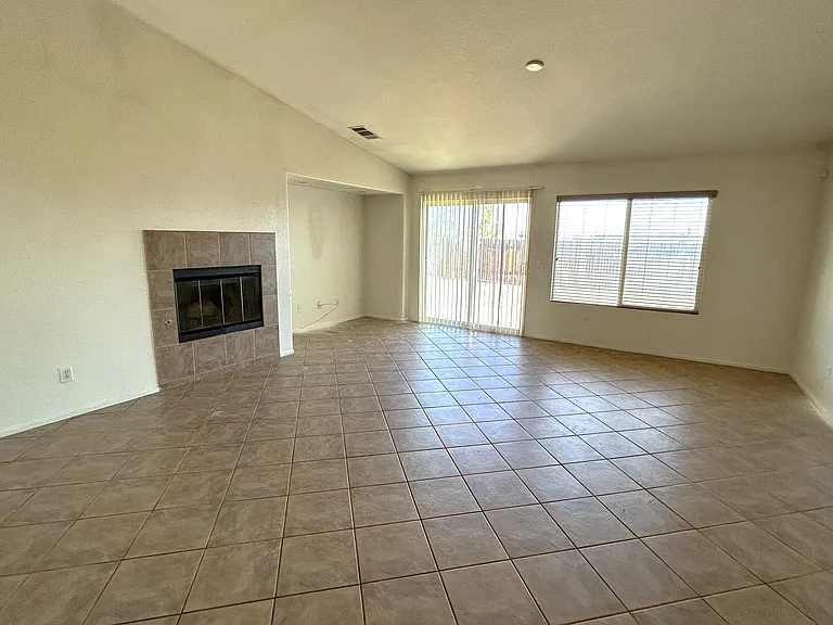 13150 Dos Palmas Rd — Photo 4