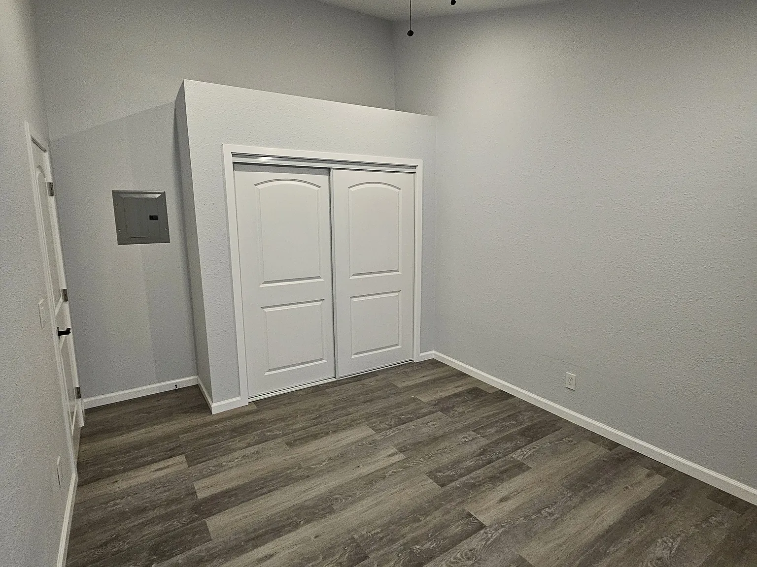 3 bed, 1028 sqft, $2,740 — Photo 4