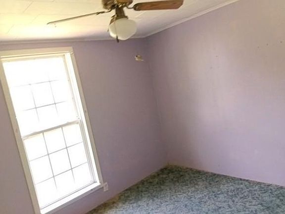 4th image of 110 Horse Ridge Dr