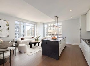 514 N Peshtigo Ct #2601, Chicago, IL 60611