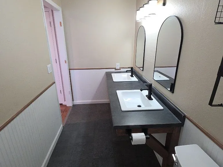 9786 Mount Hood Way — Photo 14
