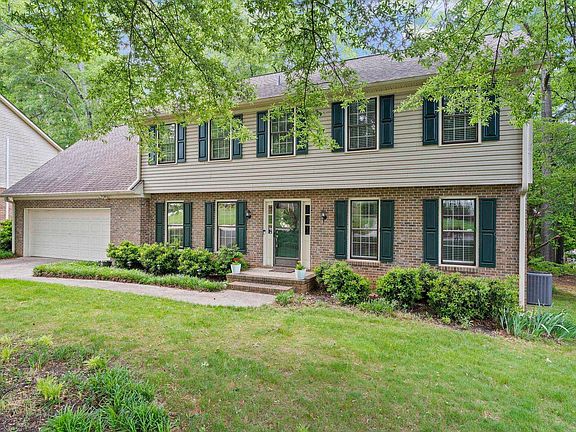 2nd image of 308 Hunting Hill Cir