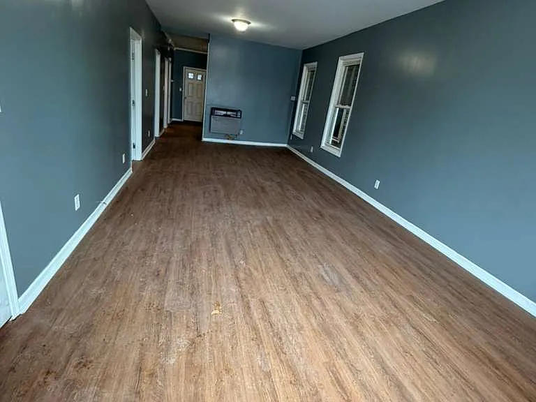 884 3rd Ave #3 — Photo 7