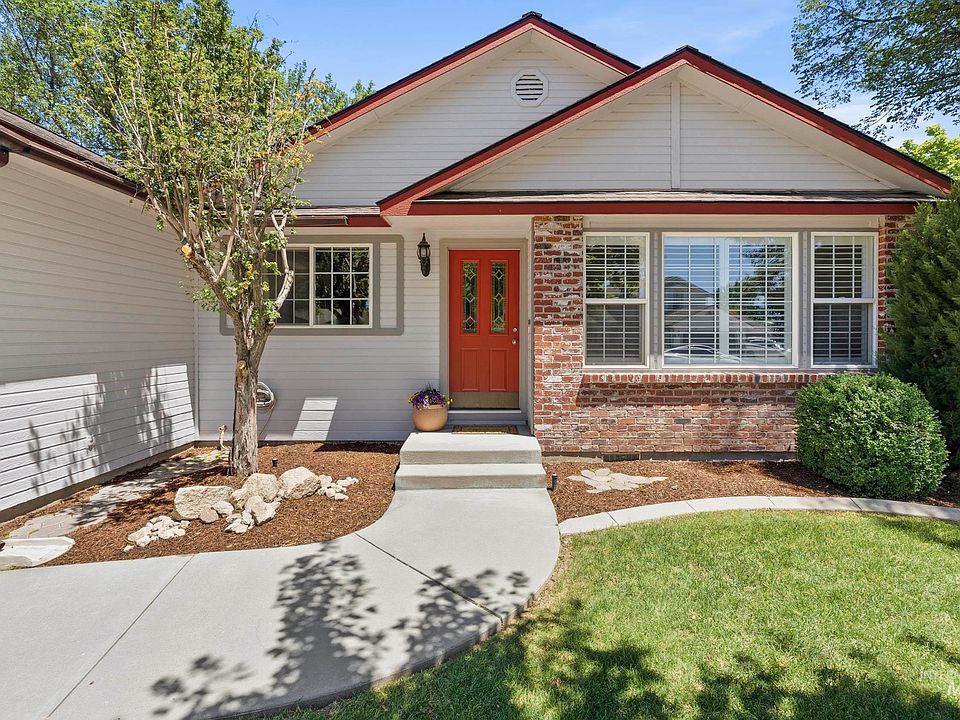 1st image of 3058 N Yellow Peak Way