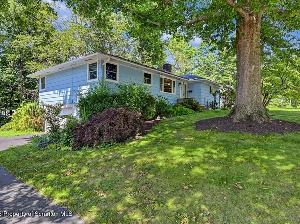 311 Crest Dr, Clarks Green, PA 18411