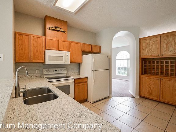 4th image of 10018 Shadow Creek Dr