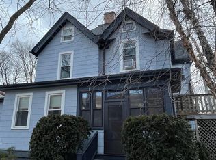 910 Lake St #2, Evanston, IL 60201