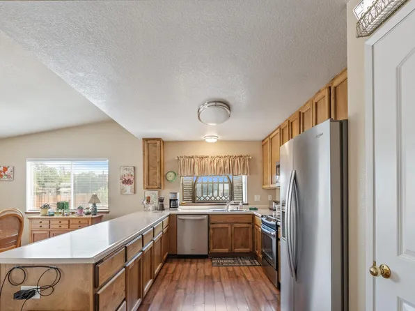 202 Thornwood Ct, Dayton, NV 89403