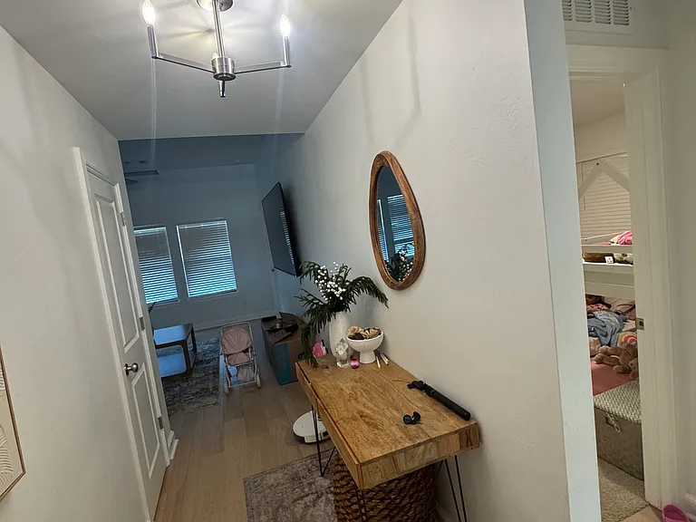 261 Megan Ln — Photo 9