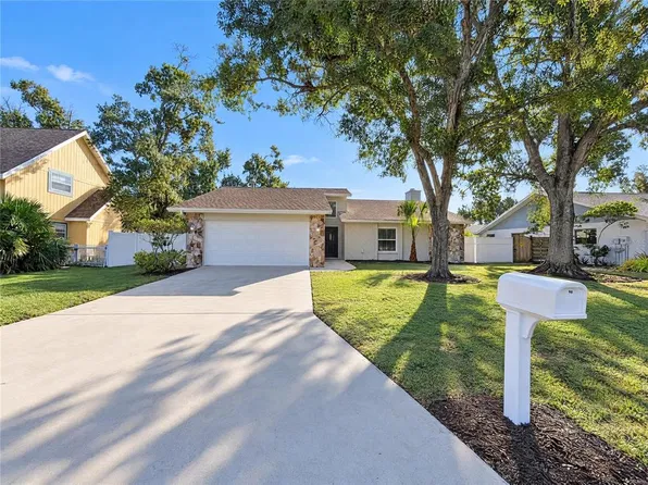 8421 CYPRESS LAKE CIRCLE, SARASOTA, FL 34243