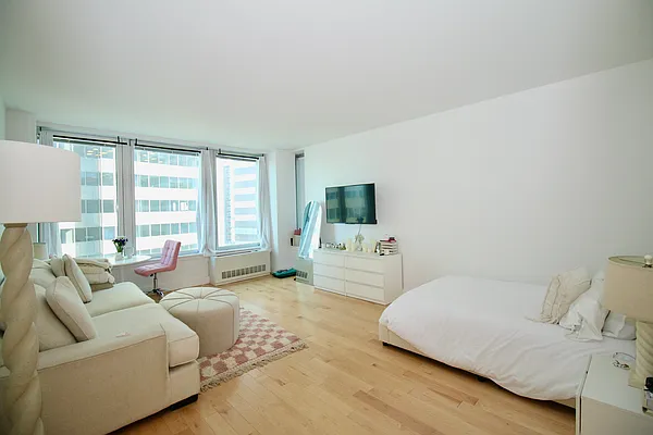 Rented by Highline Residential | media 12