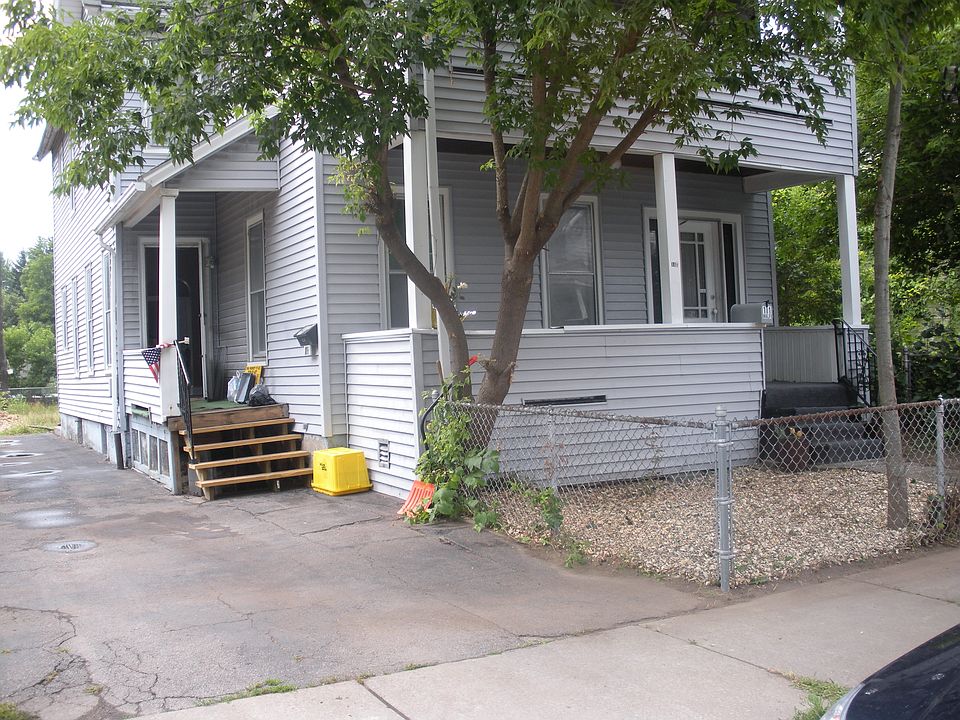street view, apt1 entry
