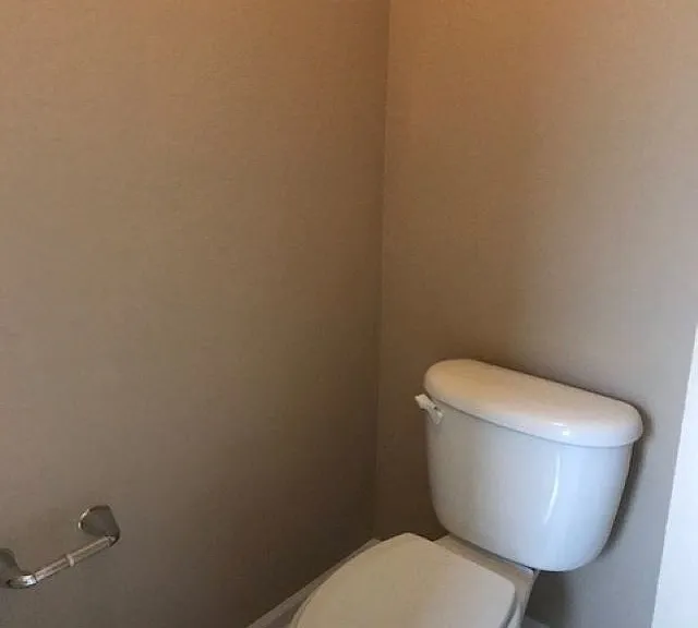 2810 Dumont Dr — Photo 10