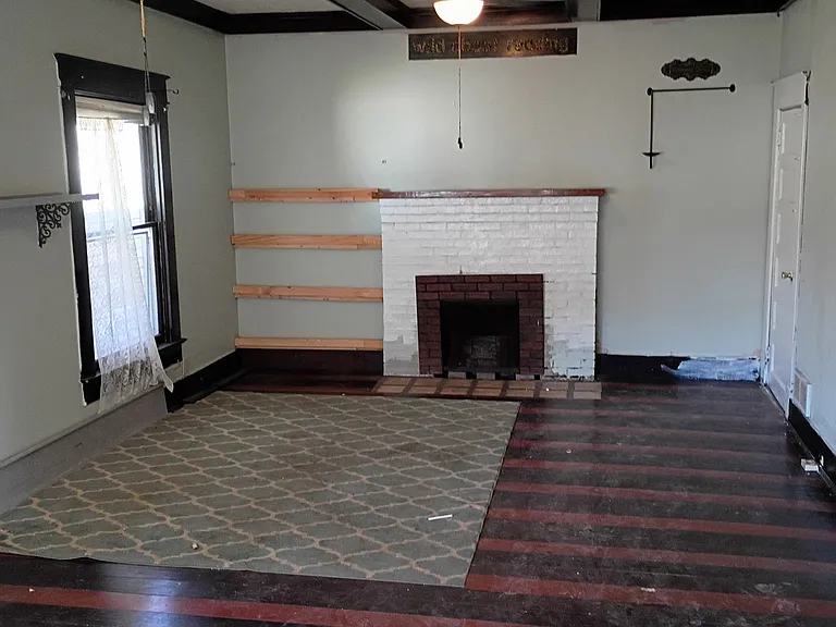 118 N Nebraska St — Photo 5