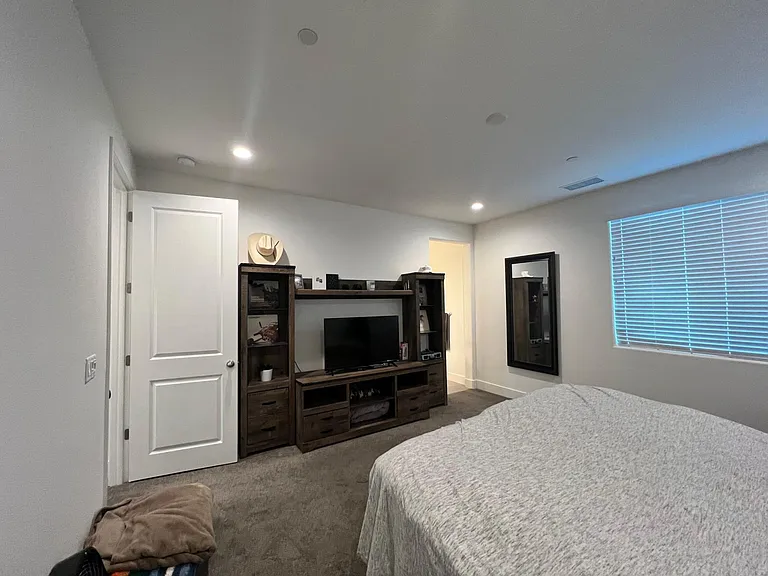 4324 Vineyard Dr — Photo 20